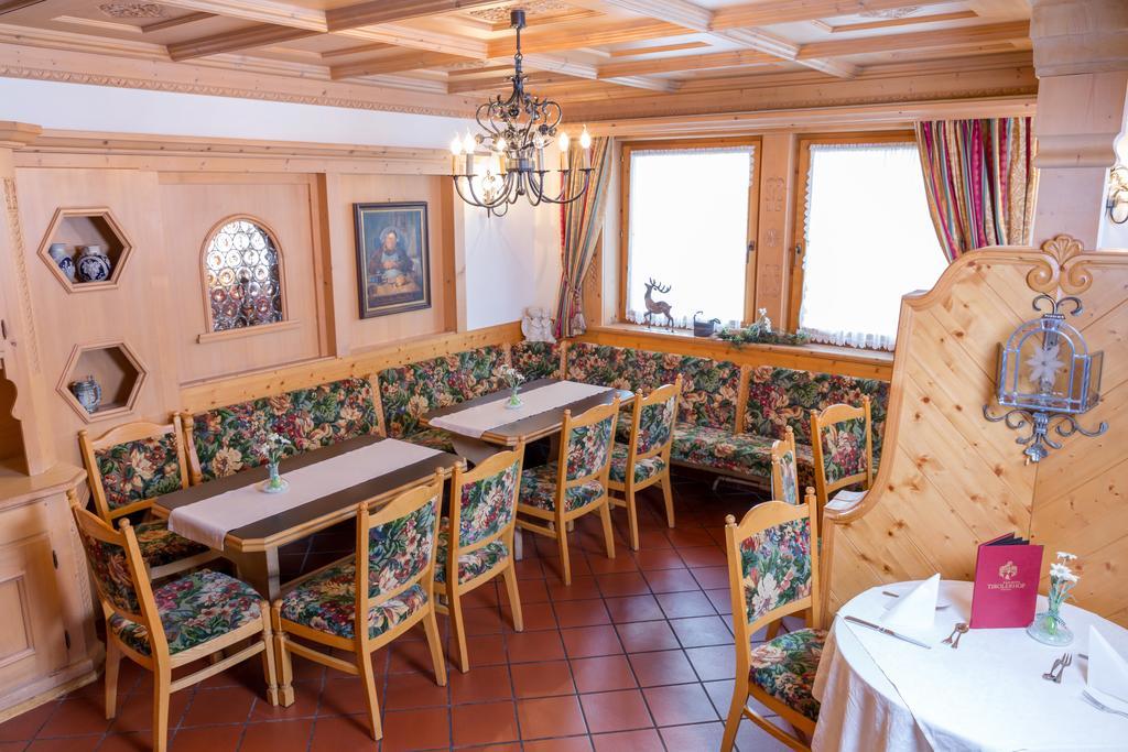 Hotel Tirolerhof Serfaus Esterno foto